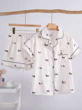 Pijama Manga Corta y Short de Perritos Salchica