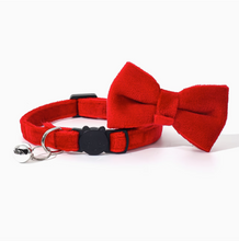 Collar con moño detalle